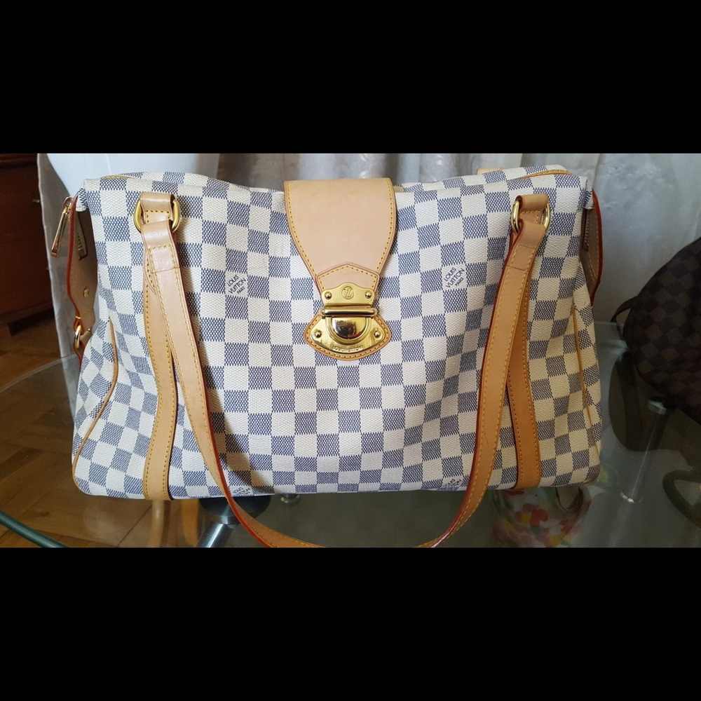 LOUIS VUITTON
Damier Azur Canvas Stresa